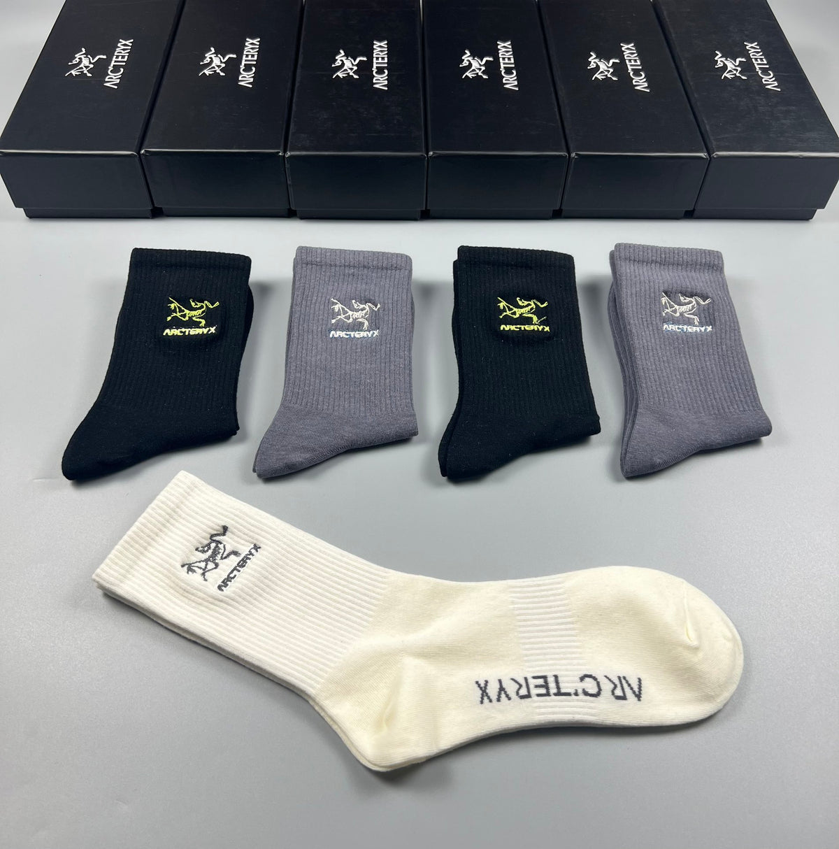 Arc'teryx Cotton Crew Socks - 5-Pair Pack