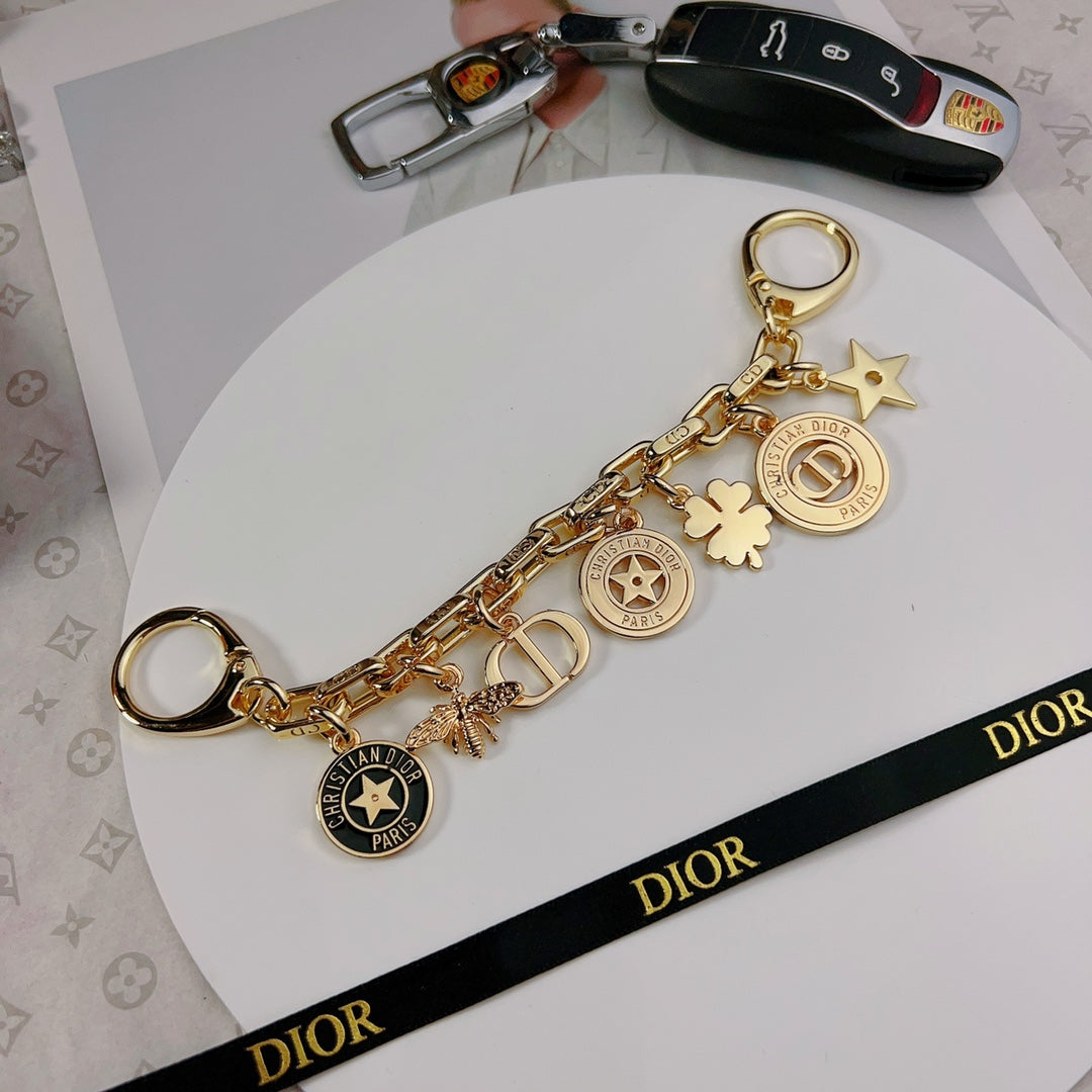 Bee Motif Jewelry Accessory in Gold-Tone – Design 001 detail view