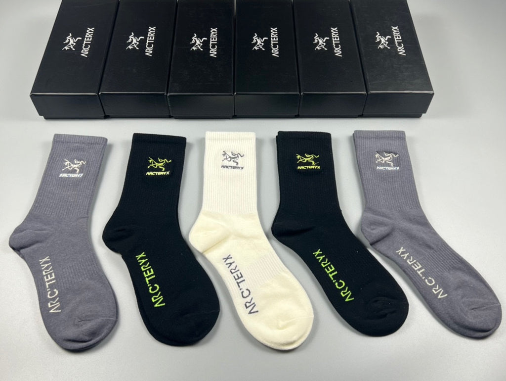 Arc'teryx Cotton Crew Socks - 5-Pair Pack
