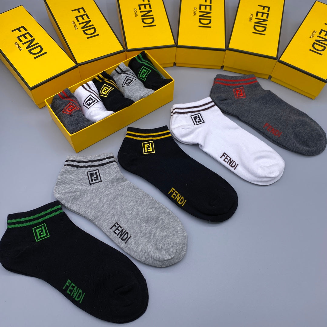 Fendi Contrast Lettering And Striped Cuffs Ankle Socks - 5-Pair Set