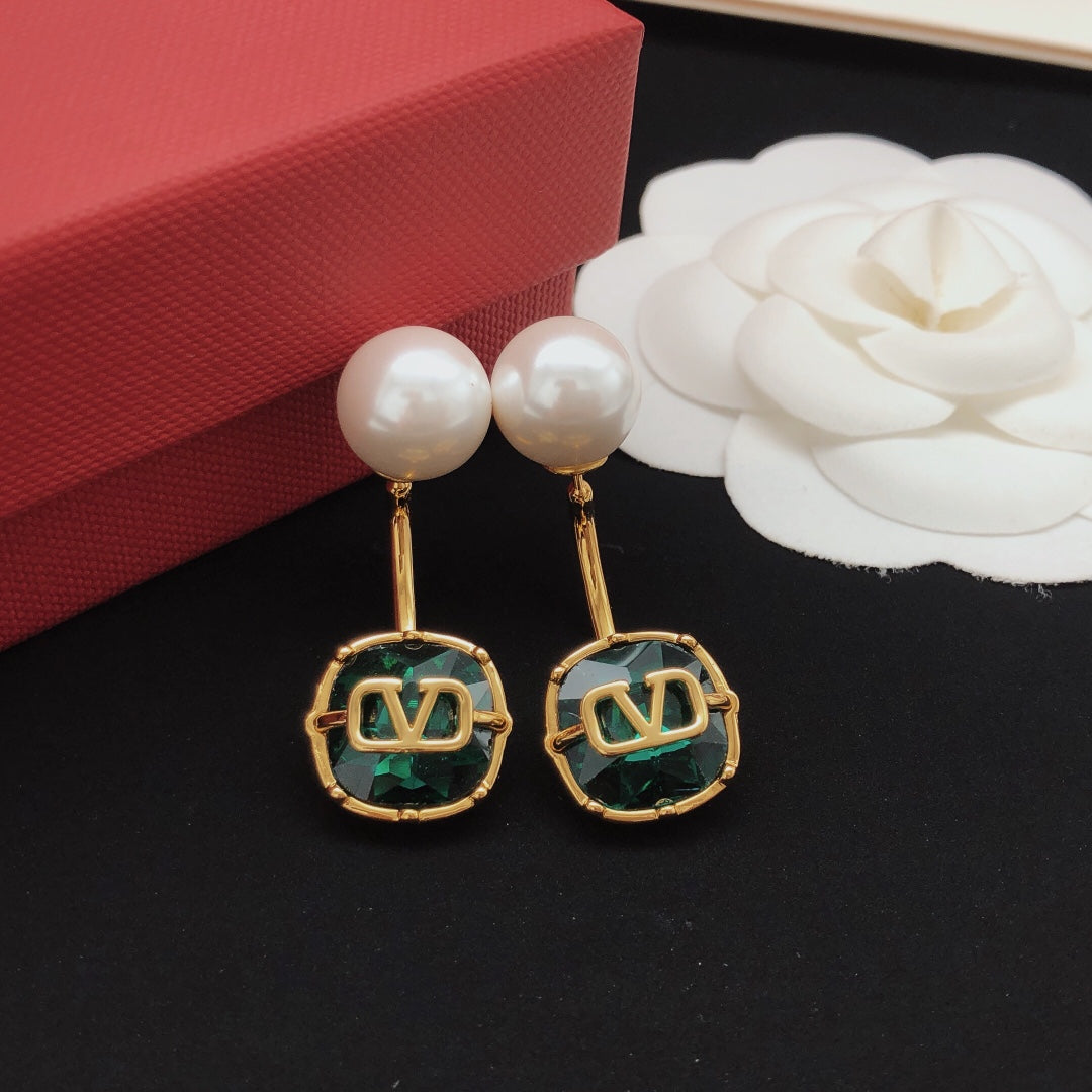 Signature Emblem Pearl-Detail Drop Earrings – Green main product view
