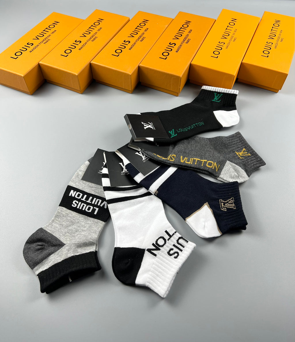 Louis Vuitton Assorted Initial And Star Motifs Ankle Socks - 5-Pair Set