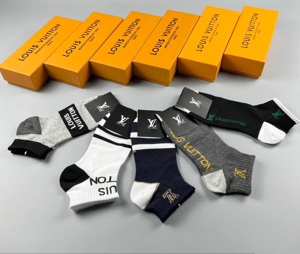 Louis Vuitton Assorted Initial And Star Motifs Ankle Socks - 5-Pair Set