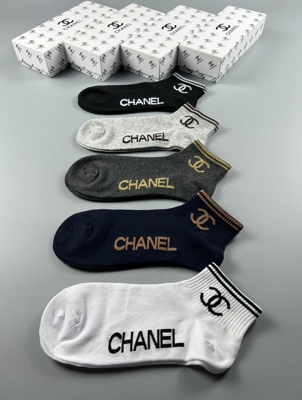 Chanel Wordmark And Emblem Details Ankle Socks - 5-Pair Set