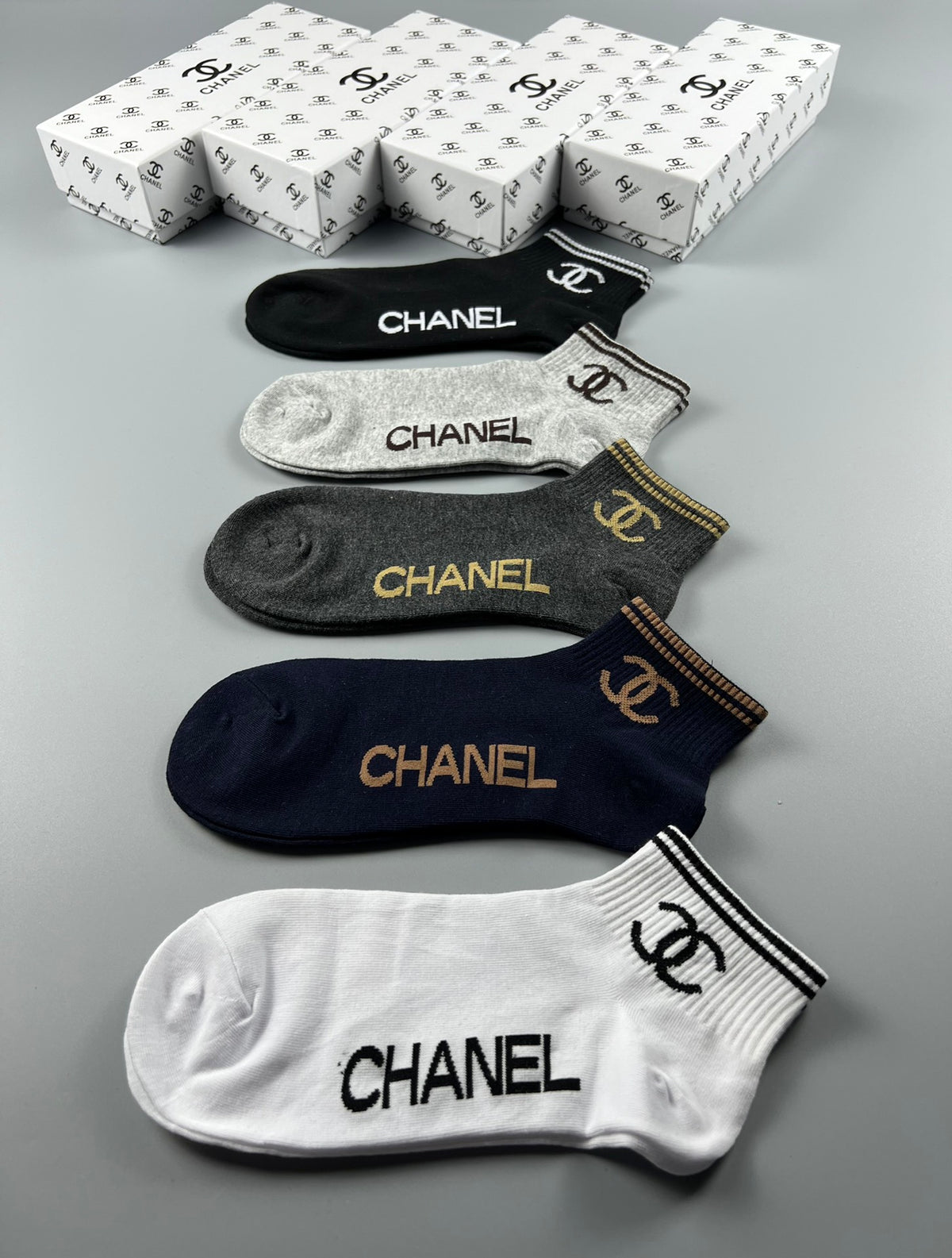 Chanel Wordmark And Emblem Details Ankle Socks - 5-Pair Set