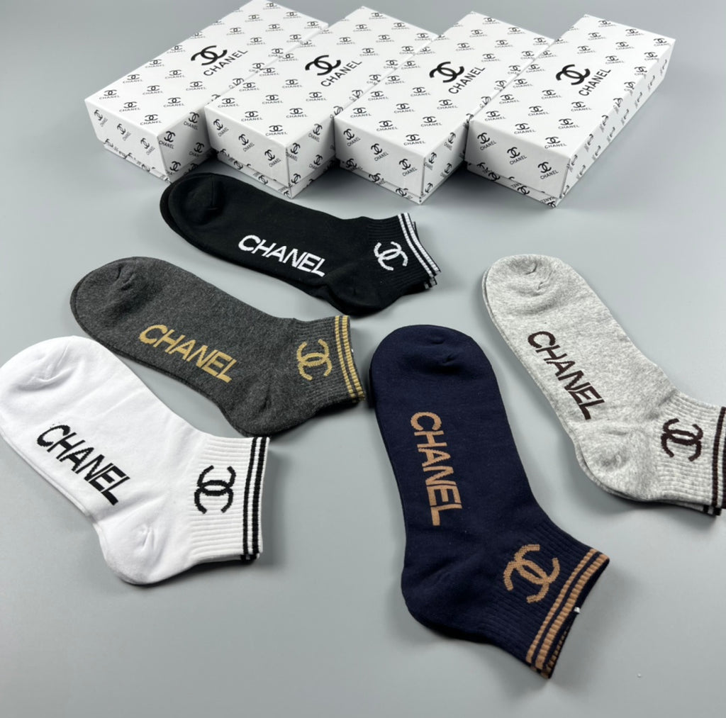 Chanel Emblem Details No-Show Socks - 5-Pair Set