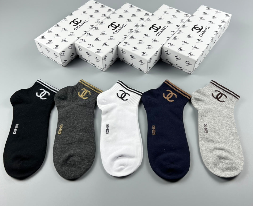 Chanel Small Emblem Details Ankle Socks - 5-Pair Set