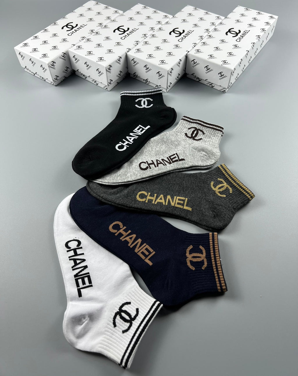 Chanel Cotton Simple Wordmarks And Emblems No-Show Socks - 5-Pair Set