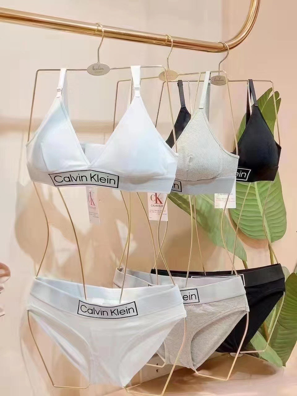 Calvin Klein Women's Bra and Brief Set - 1-Piece Box