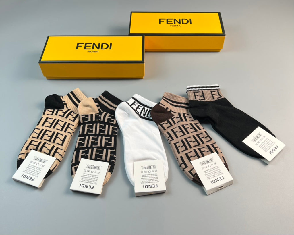 Fendi Visible Branded Cuff Or Emblem Details No-Show Socks - 5-Pair Set