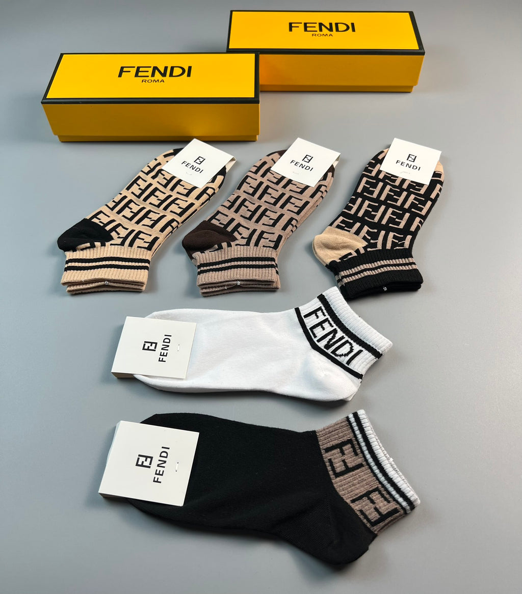 Fendi Geometric Letter Patterns Ankle Socks - 5-Pair Set