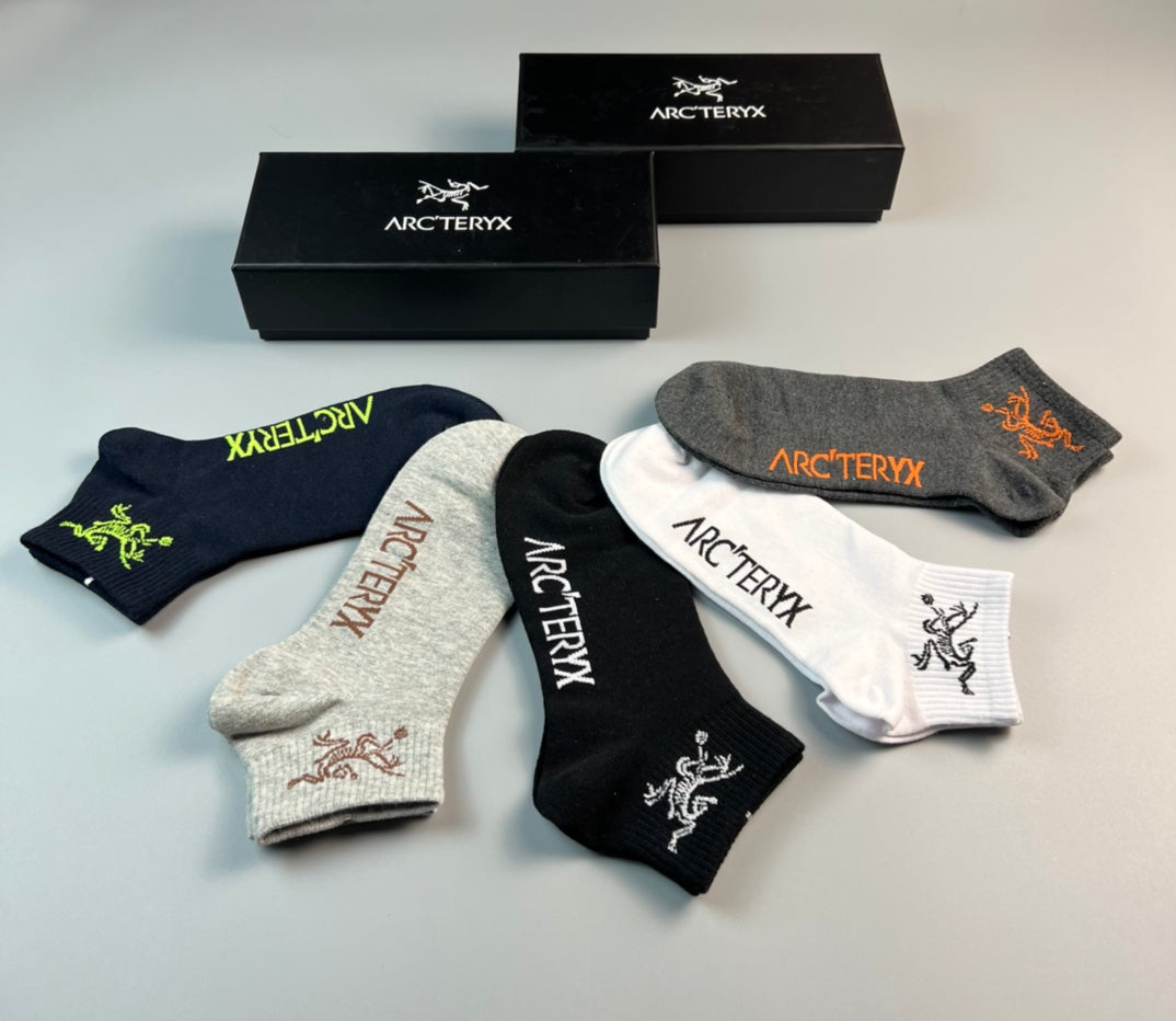 Arc'teryx Colourful Bird And Wordmark Details Ankle Socks - 5-Pair Set