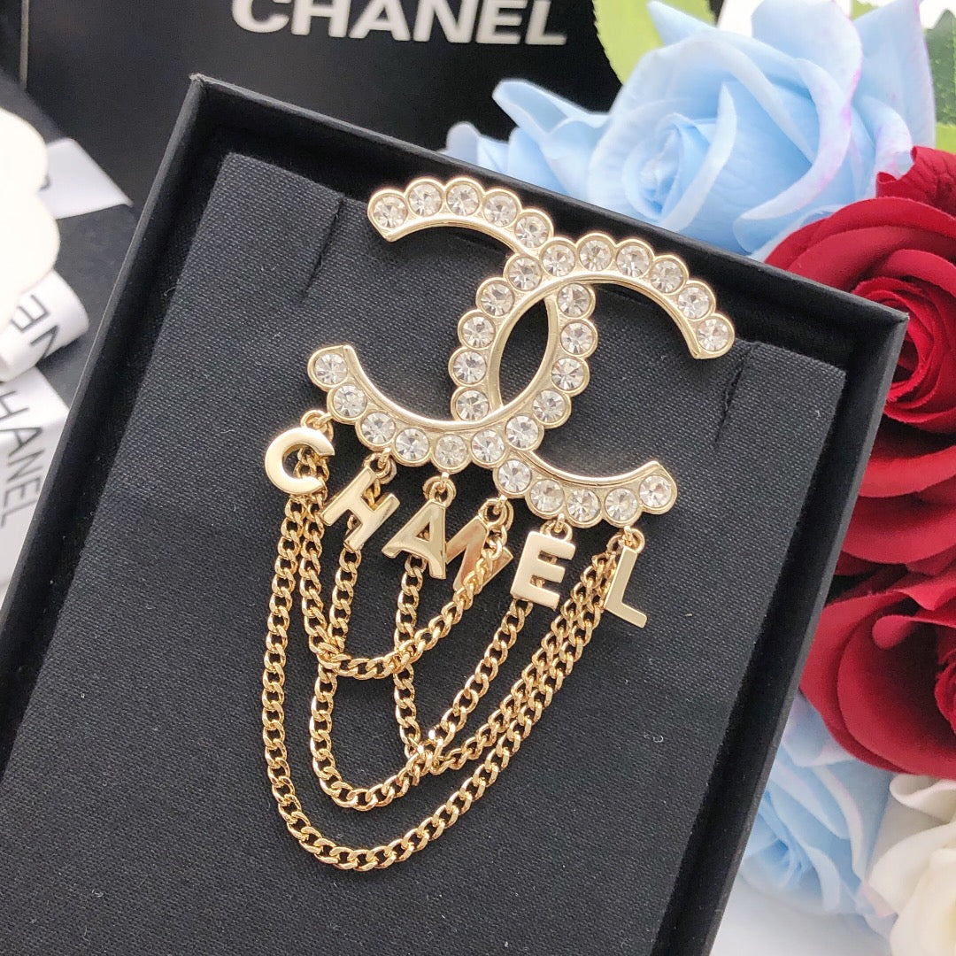 Letter Brooch in Gold-Tone – Design 001 main product view