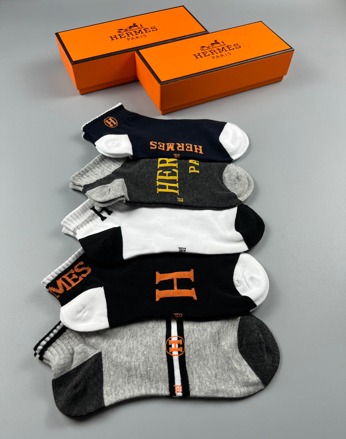 Hermes Cotton Visible Colour, Cuff And Emblem Details No-Show Socks - 5-Pair Set