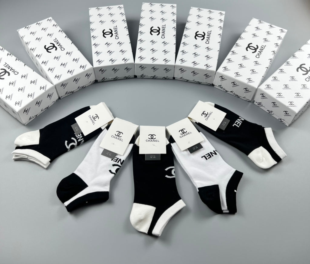 Chanel Logo Details Ankle Socks - 5-Pair Set