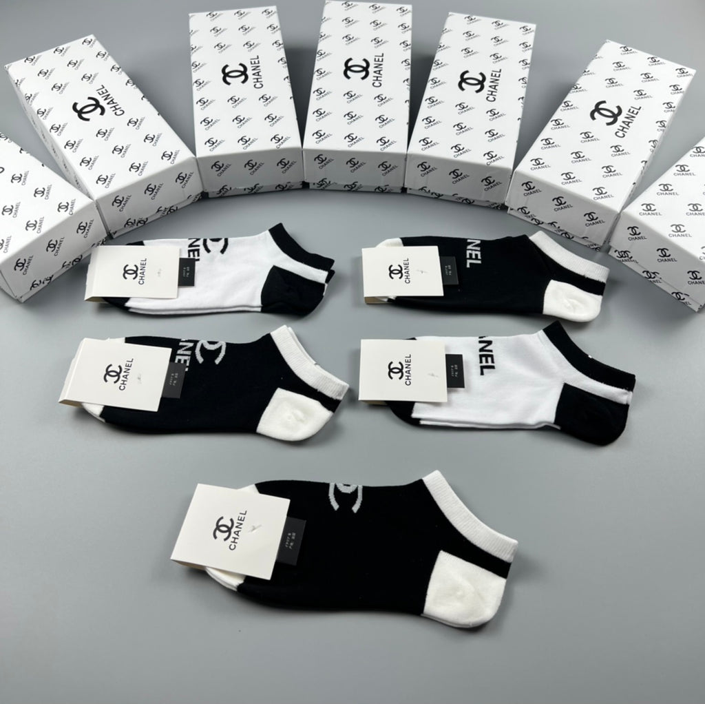 Chanel Ankle Socks - Black and White 5-Pair Box