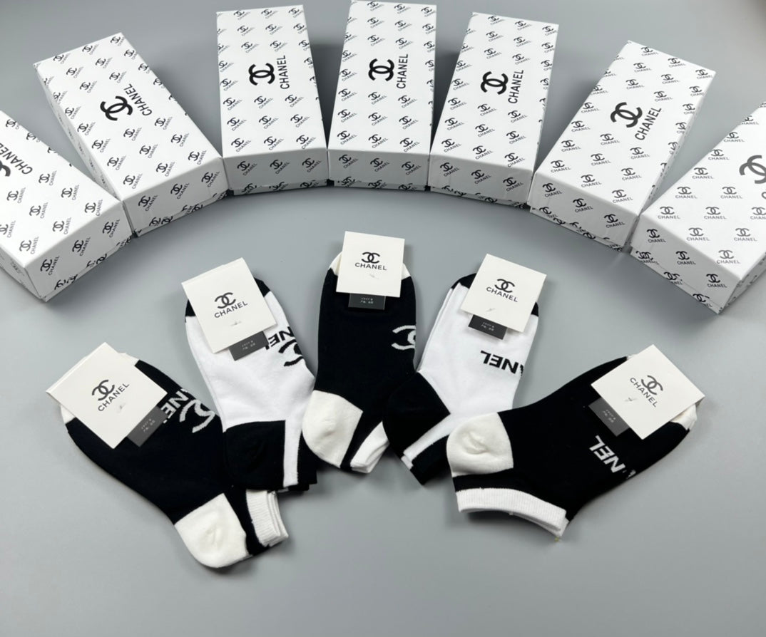 Chanel Ankle Socks - Black and White 5-Pair Box
