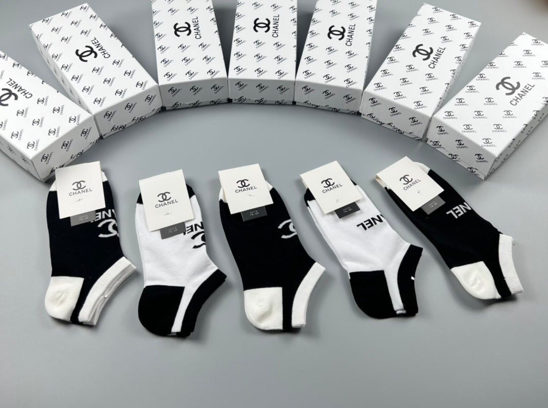 Chanel Logo Details Ankle Socks - 5-Pair Set