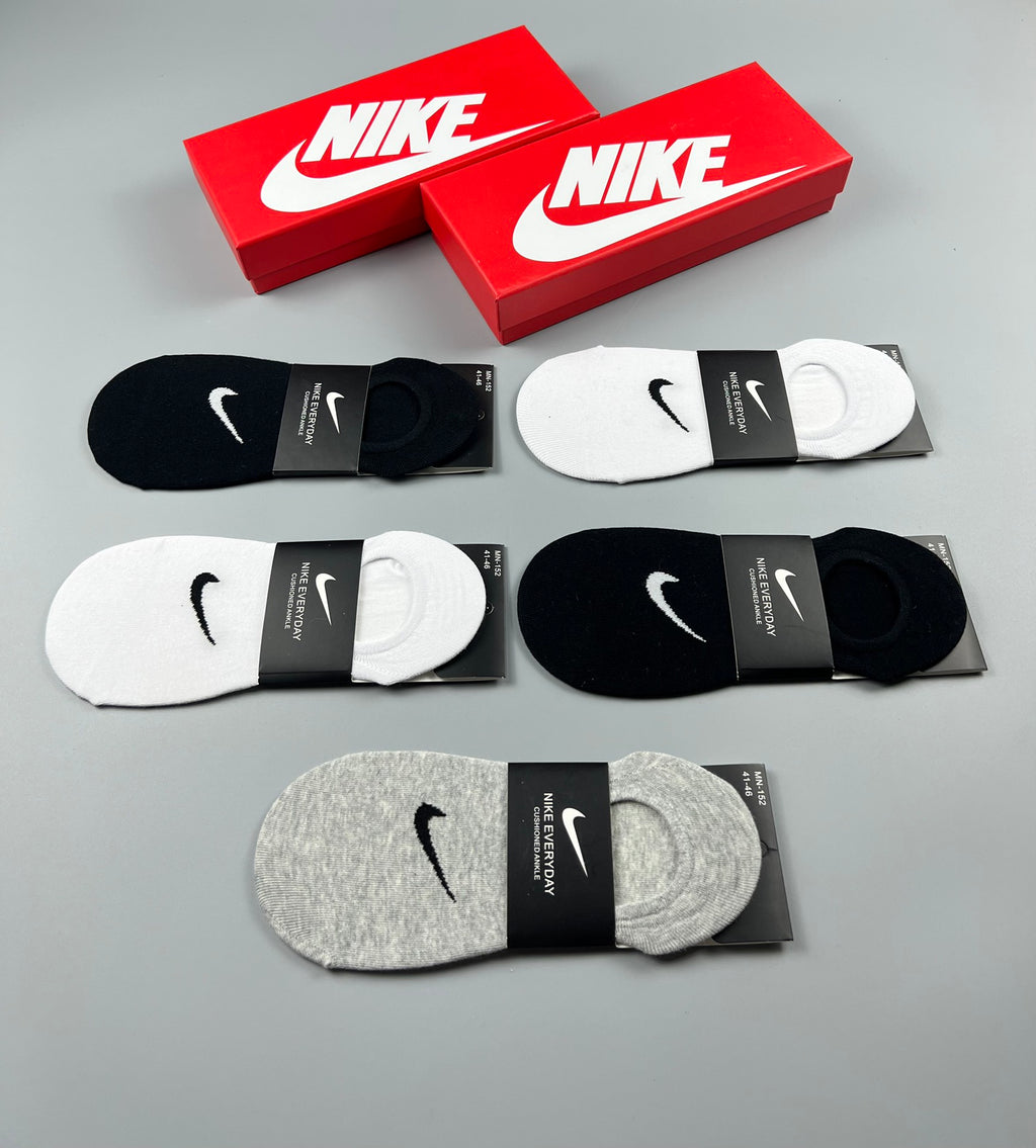 Nike Mesh Cotton No-Show Socks