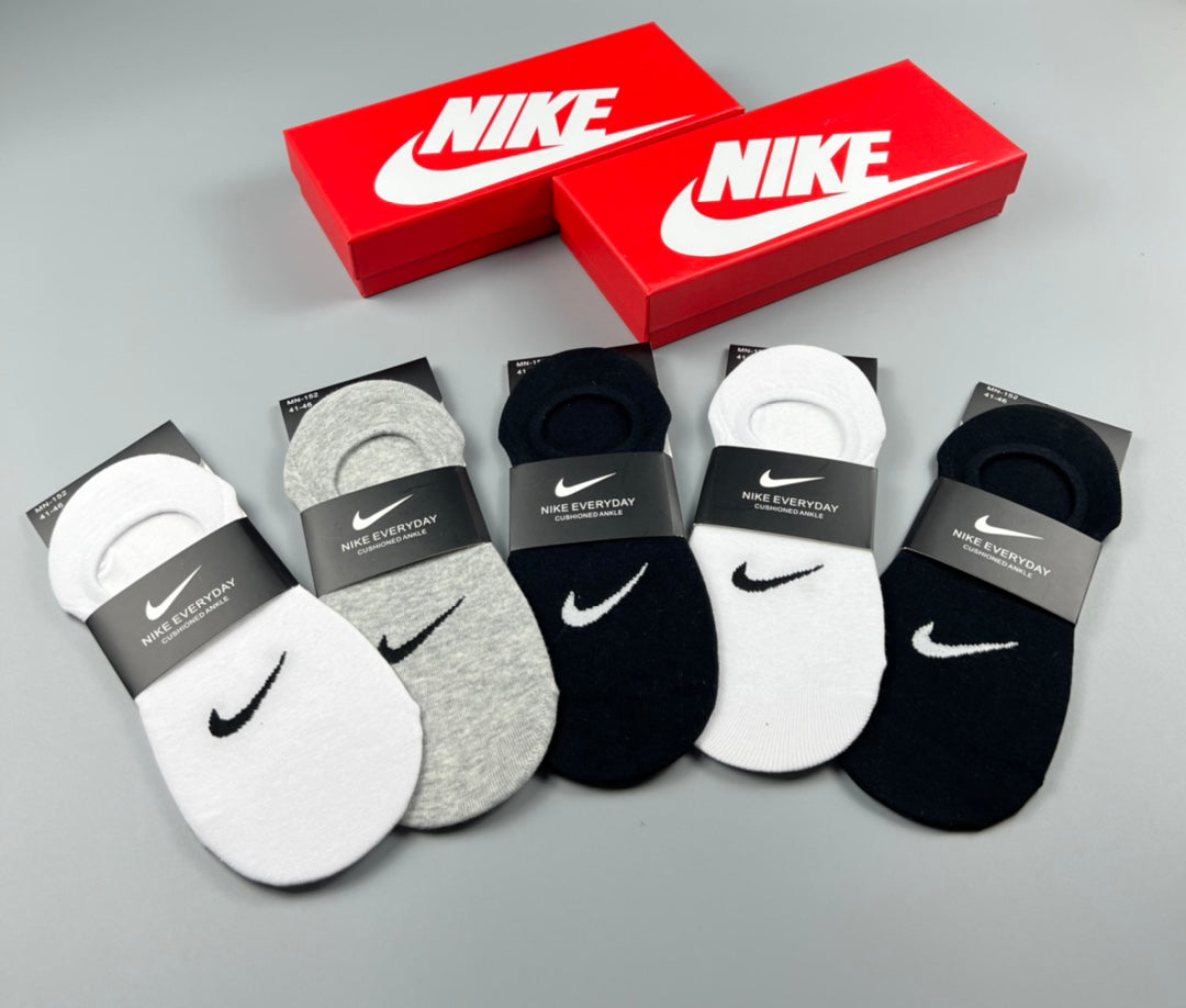 Nike Mesh Cotton No-Show Socks
