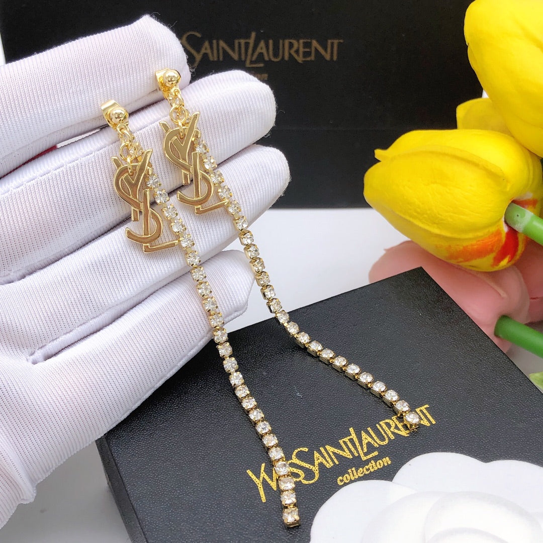 Geometric Emblem Stud Earrings in Gold-Tone – Design 012 detail view