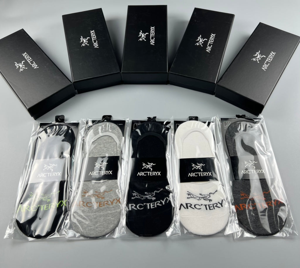 Arc'teryx Cotton Contrast Wordmarks And Outdoor-Inspired Graphics No-Show Socks - 5-Pair Set