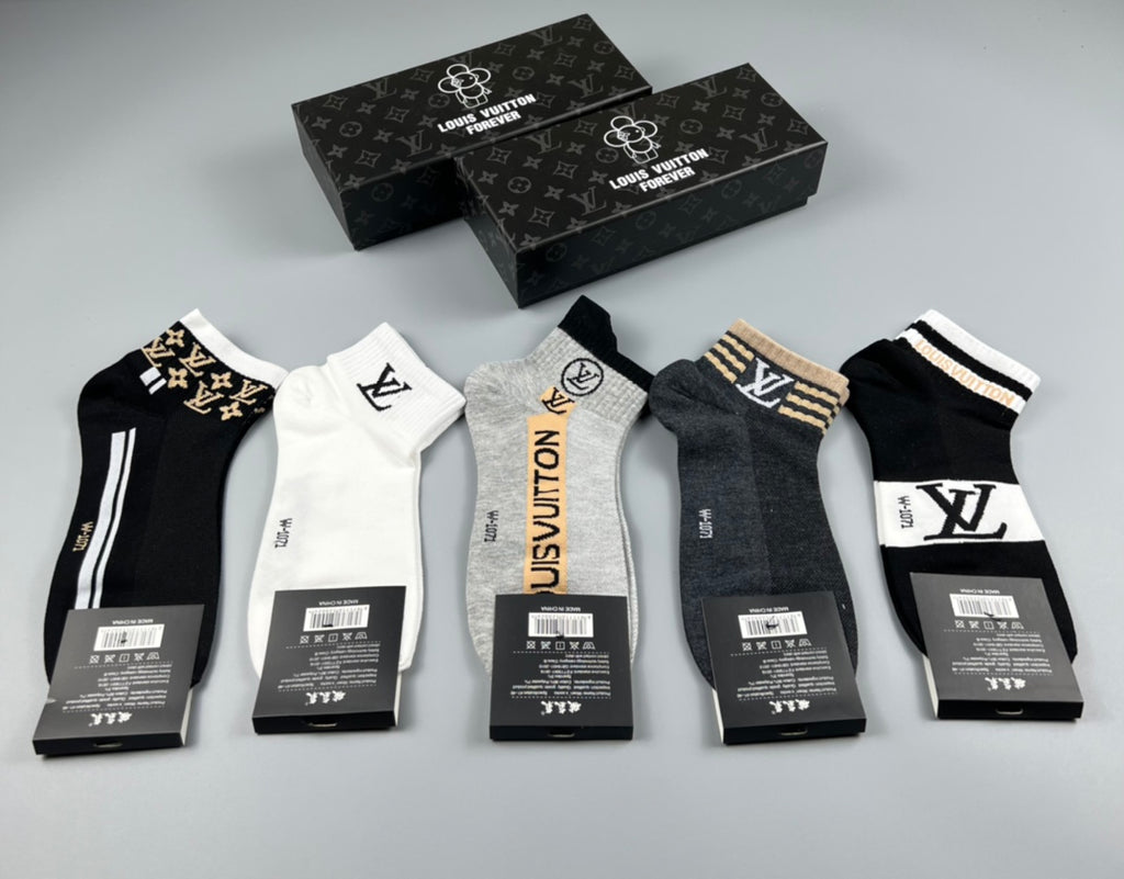 Louis Vuitton Varied Initial And Stripe Details Crew Socks