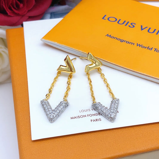 Geometric Emblem Stud Earrings in Gold-Tone – Design 044 main product view