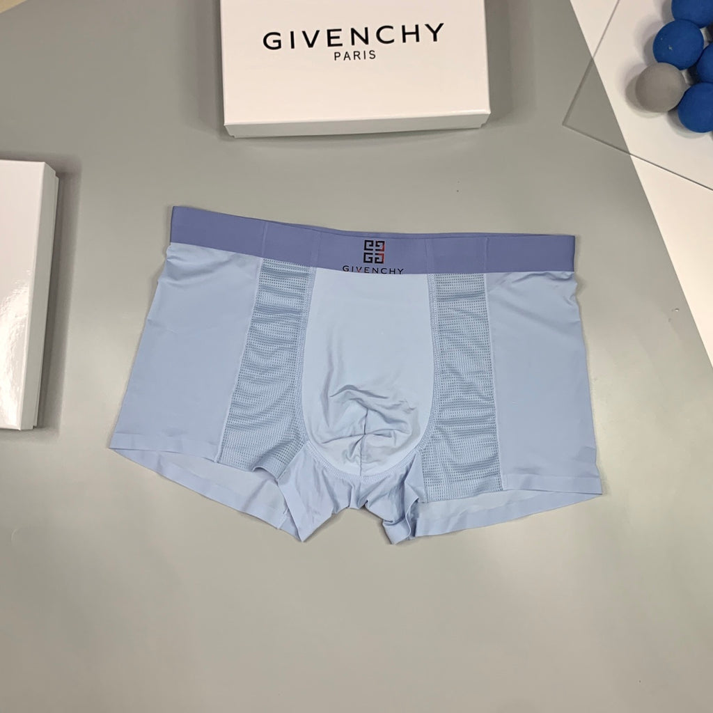 Givenchy Visible Branded Waistband Or Emblem Details Men's Boxer Briefs - 3-Piece Box