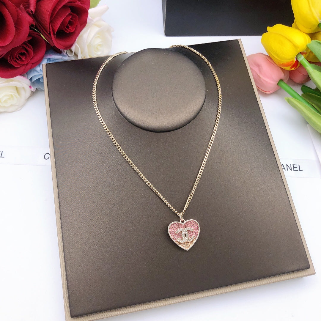 Heart Pendant Necklace in Gold-Tone – Heart Detail – Design 007 front product view