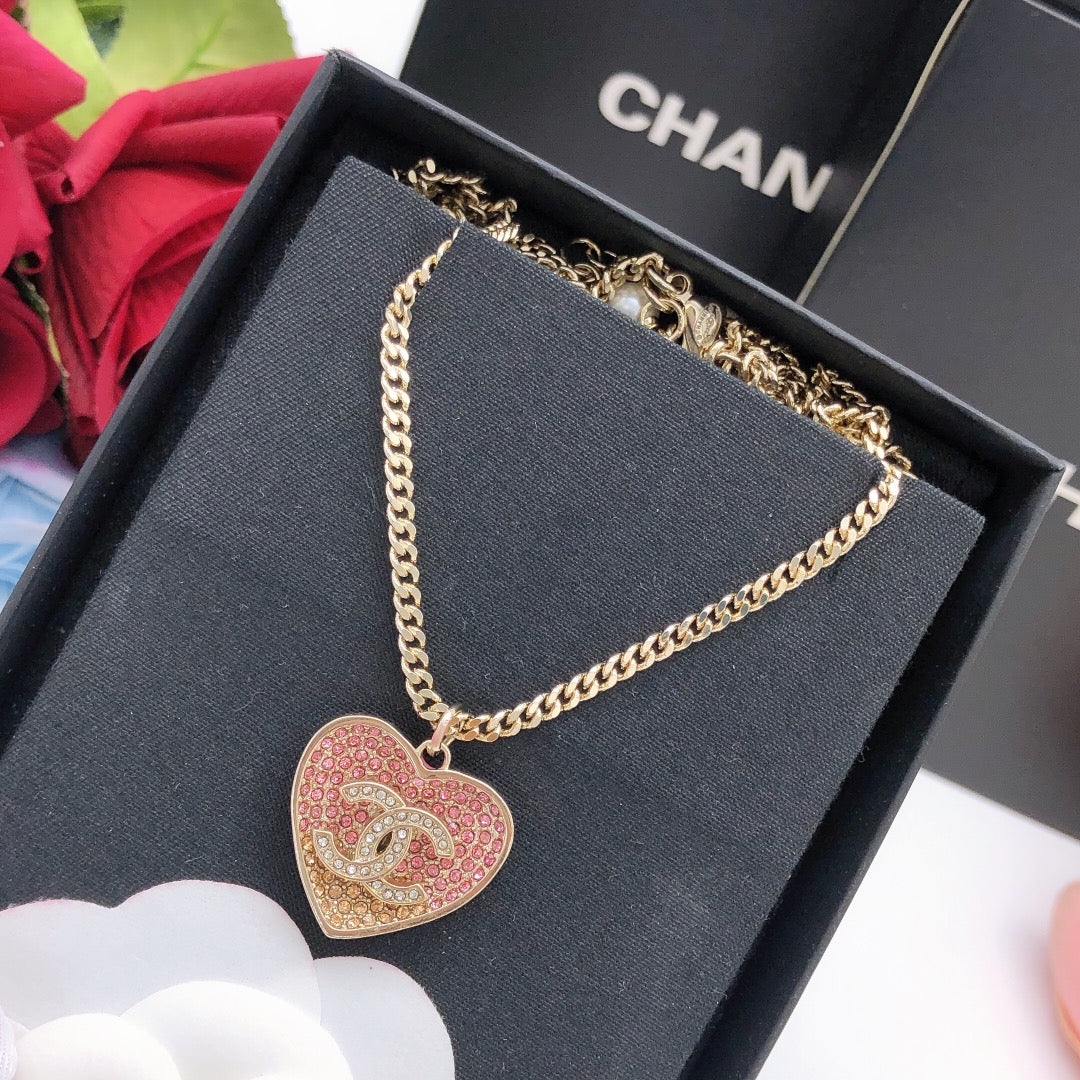 Heart Pendant Necklace in Gold-Tone – Heart Detail – Design 007 front product view