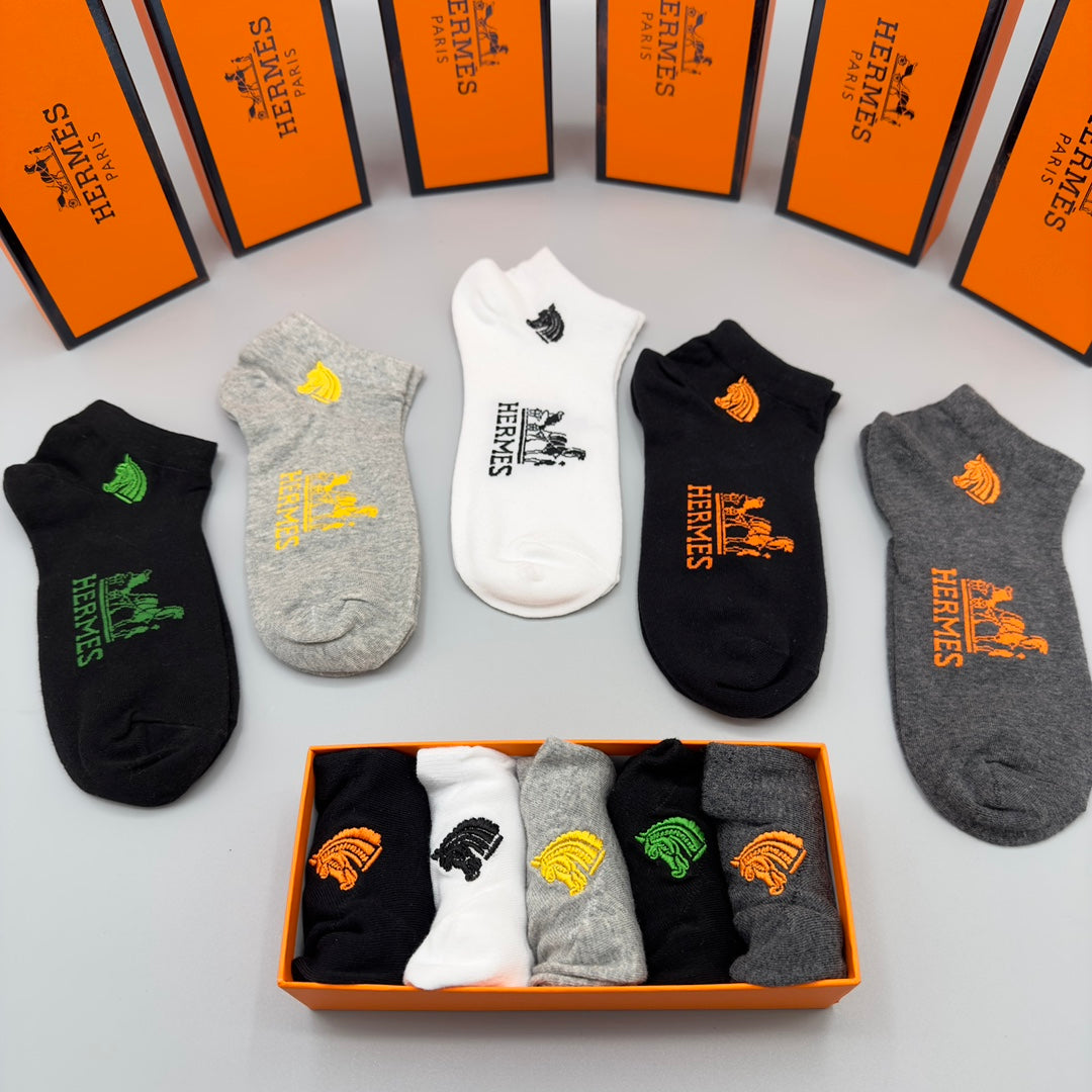 Hermes Equestrian-Inspired Graphics No-Show Socks - 5-Pair Set