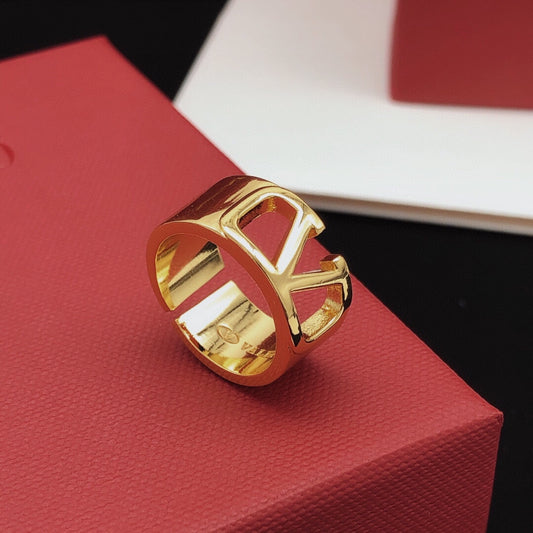 Signature Emblem Polished Ring main product view