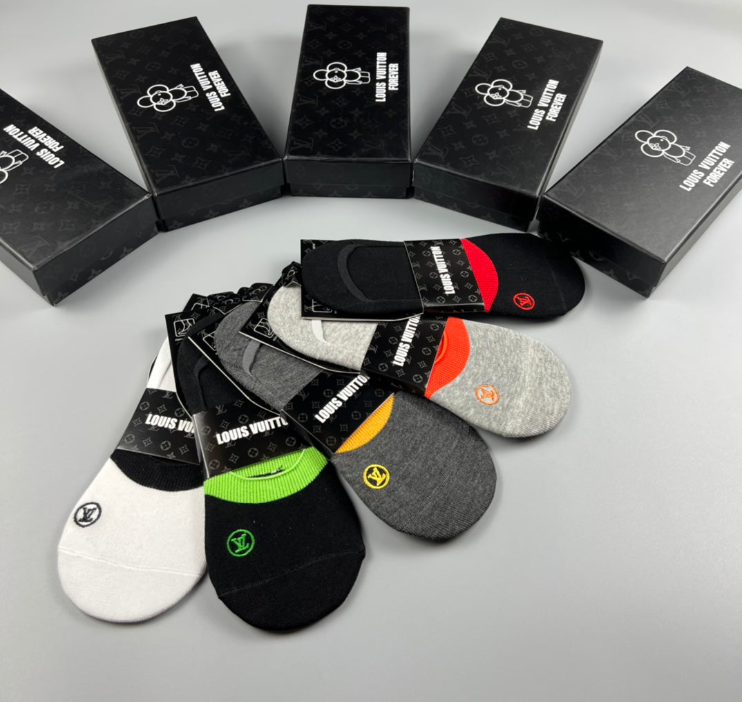 Louis Vuitton Varied Initial Details No-Show Socks - 5-Pair Set