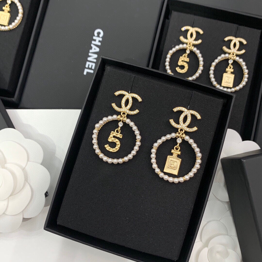 Double-C Emblem Stud Earrings in Silver-Tone – Design 003 detail view