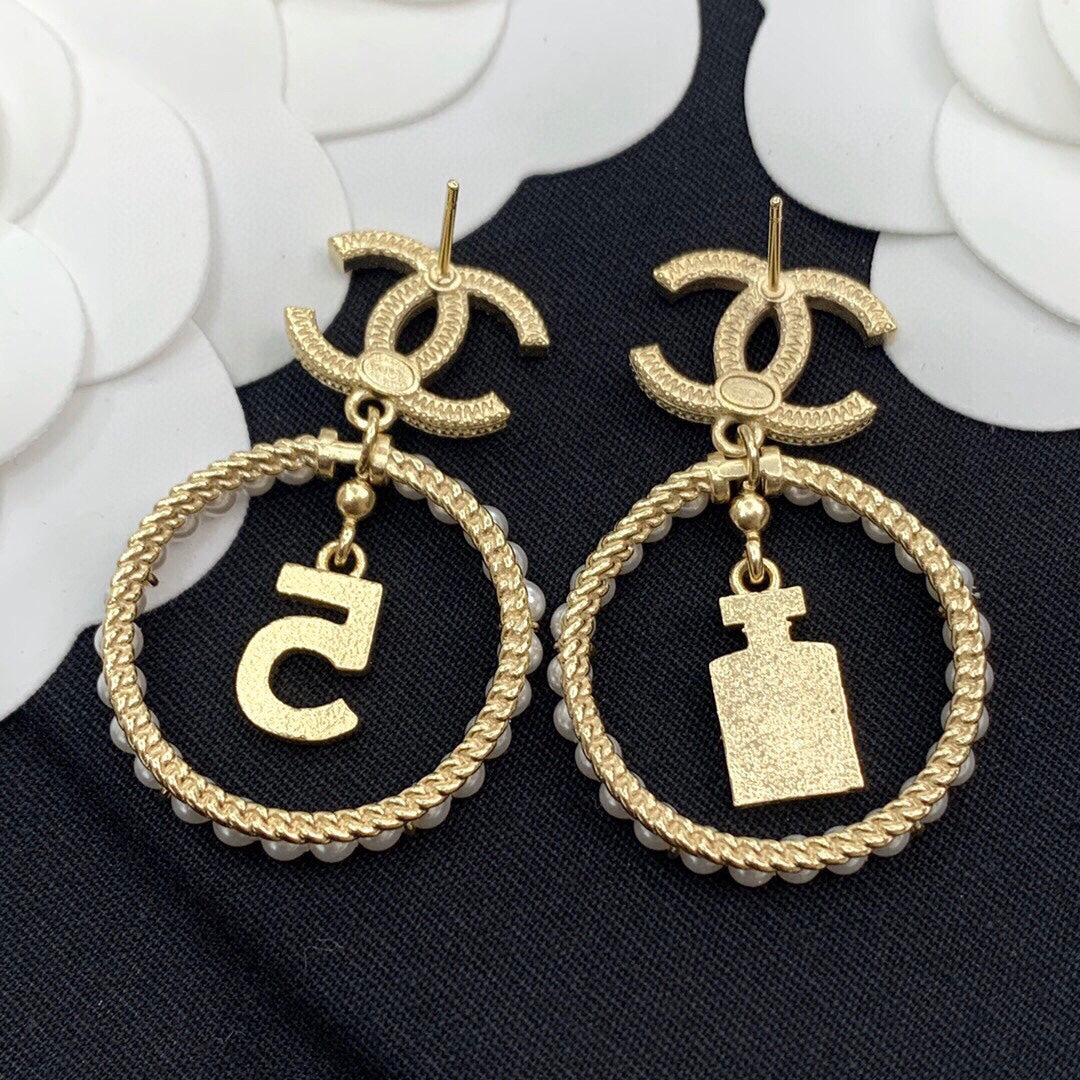 Double-C Emblem Stud Earrings in Silver-Tone – Design 003 side detail