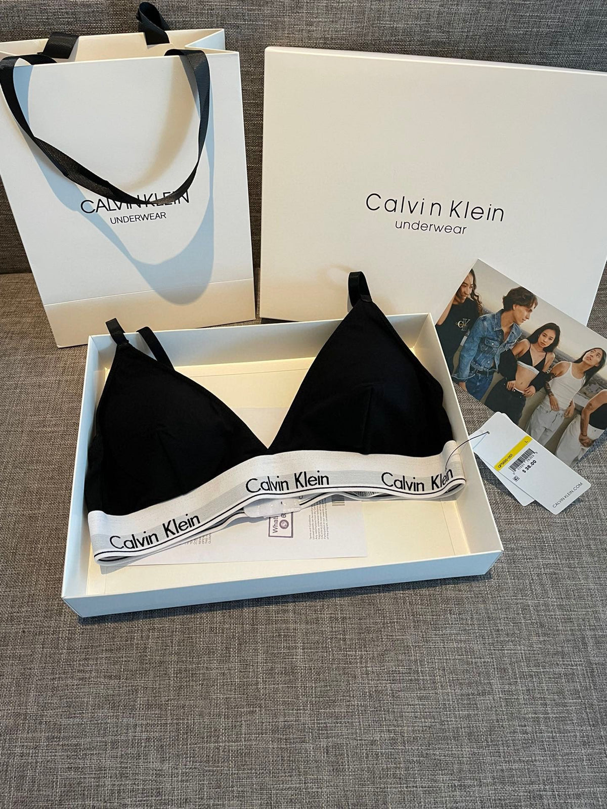 Calvin Klein Cotton Visible Colour And Waistband Details Women's Bra & Brief Set