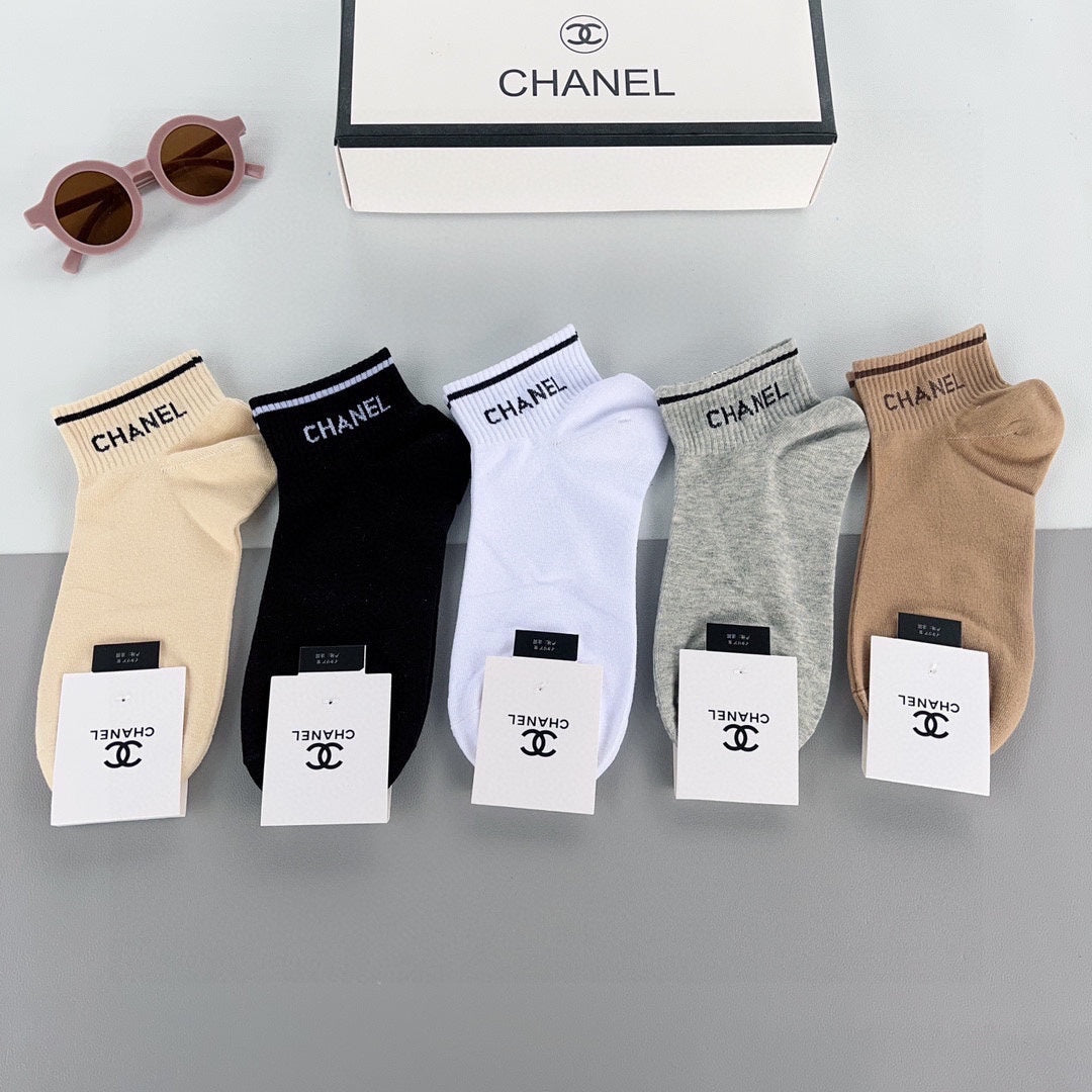 Chanel Clean Logo Details Ankle Socks - 5-Pair Set