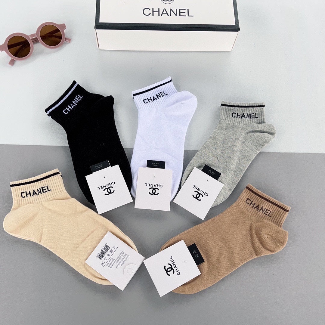 Chanel Clean Logo Details Ankle Socks - 5-Pair Set