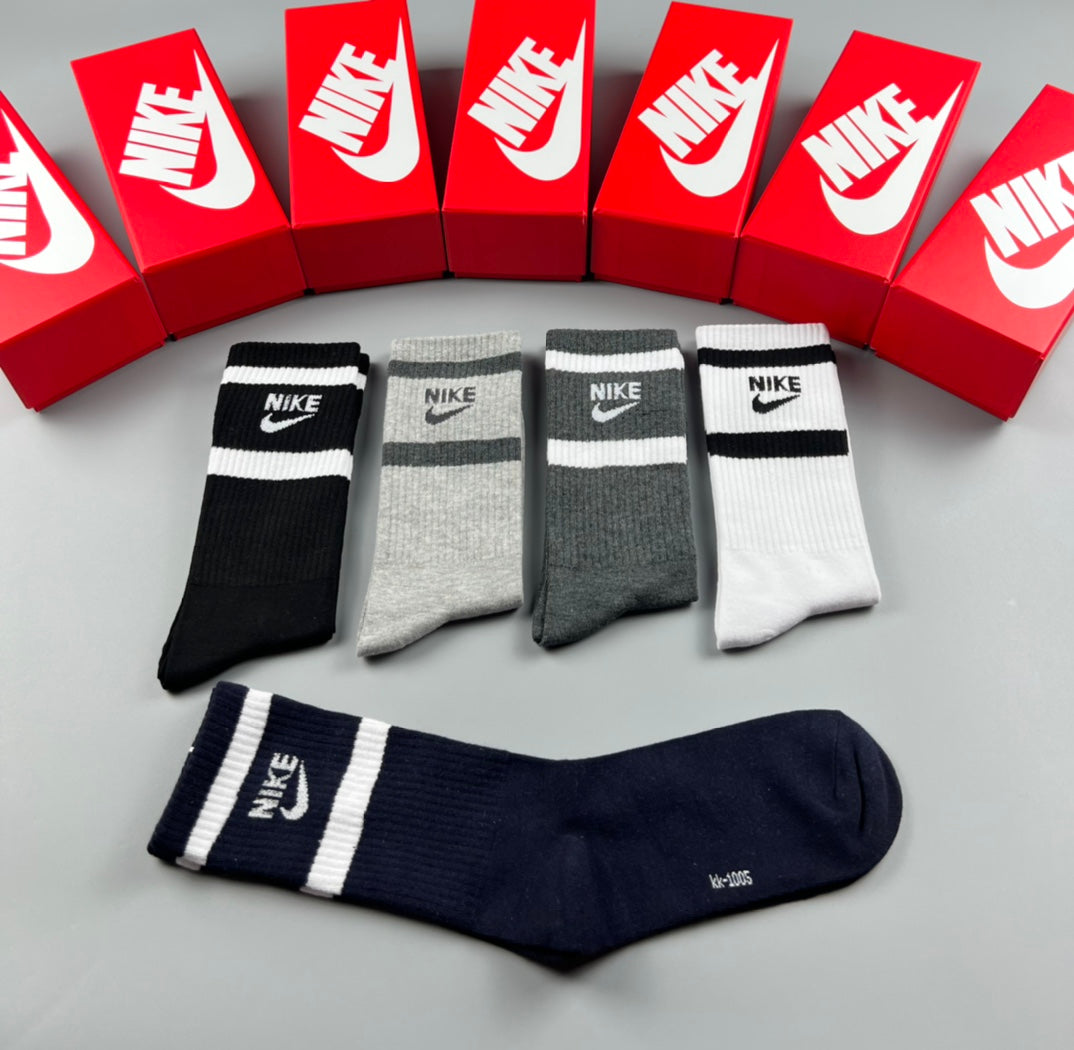 Nike Cotton Crew Socks