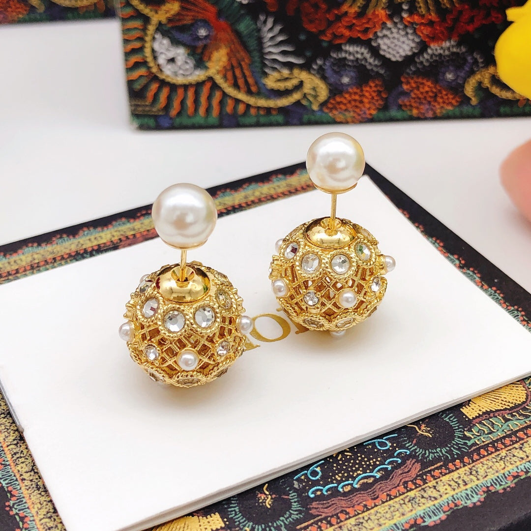 Pearl-Style Motif Jewelry Accessory in Polished Metal-Tone with Pearl-Style Detail – Design 001 styled view
