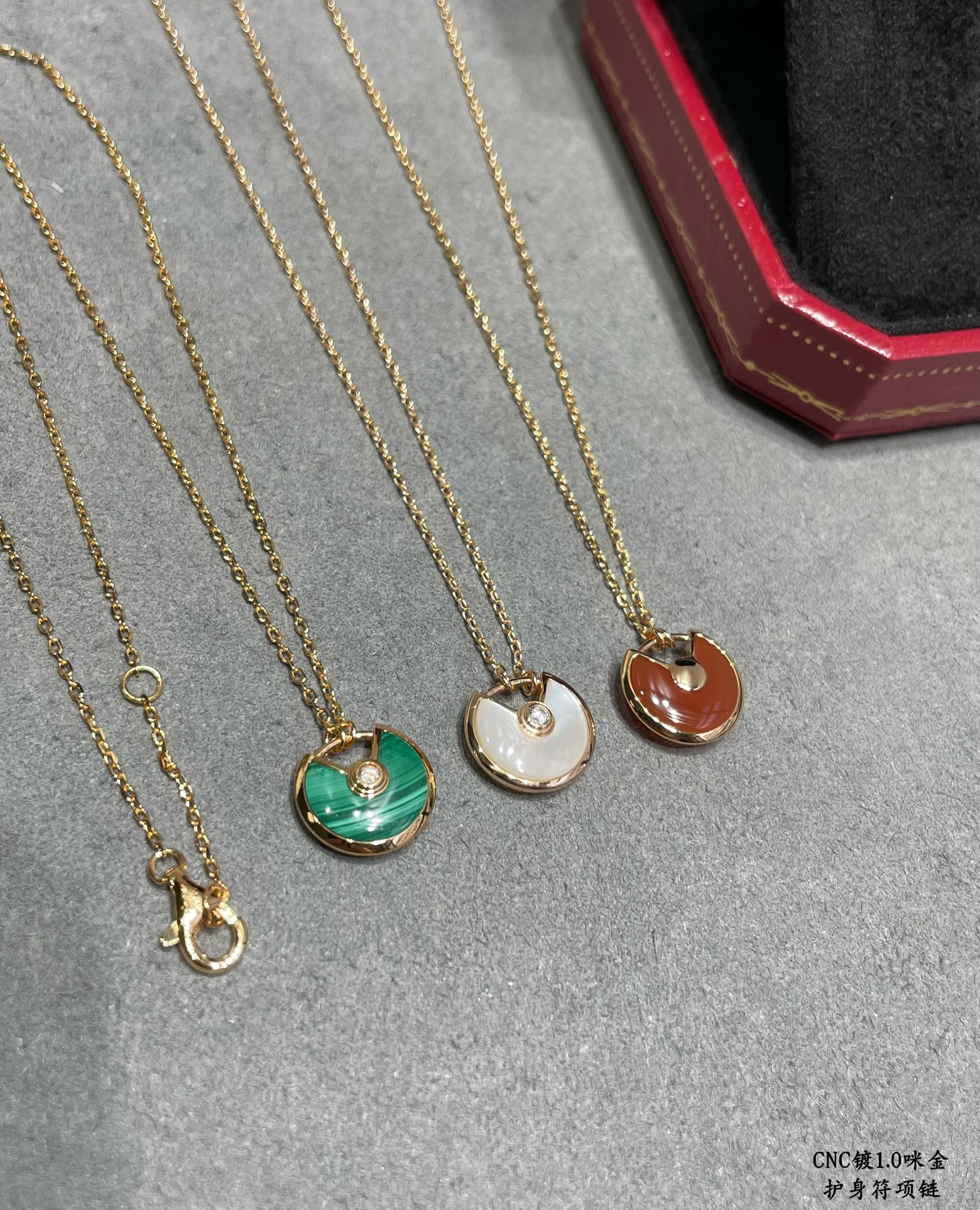 Lock Motif Pendant Necklace in Gold-Tone side detail