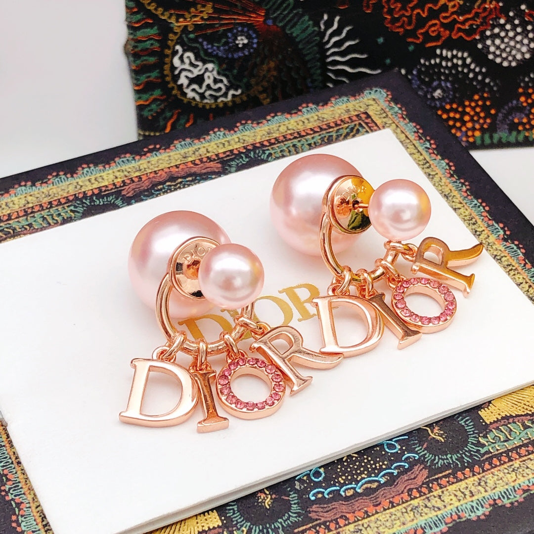 Pearl-Style Motif Jewelry Accessory in Rose-Gold-Tone with Pearl-Style Detail – Design 002 main product view
