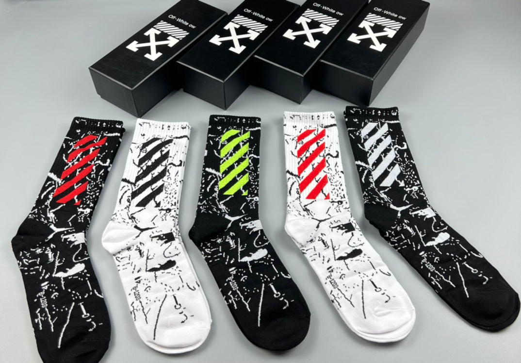 Off-White Cotton Crew Socks
