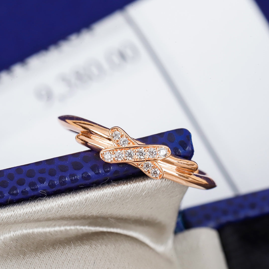 Signature Emblem Statement Ring in Gold-Tone – Design 003 side detail