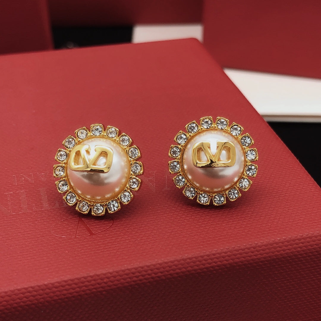 Round Stud Earrings in Gold-Tone main product view