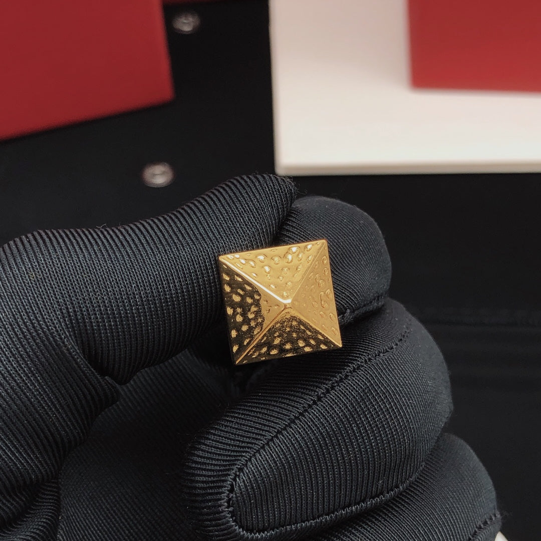 Signature Emblem Polished Stud Earrings – Design 03 close-up view