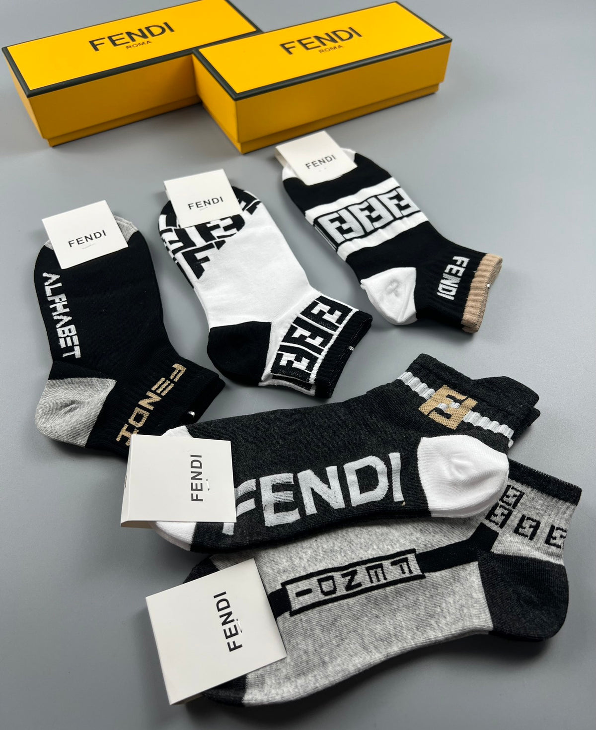 Fendi Geometric Logo Details Ankle Socks - 5-Pair Set