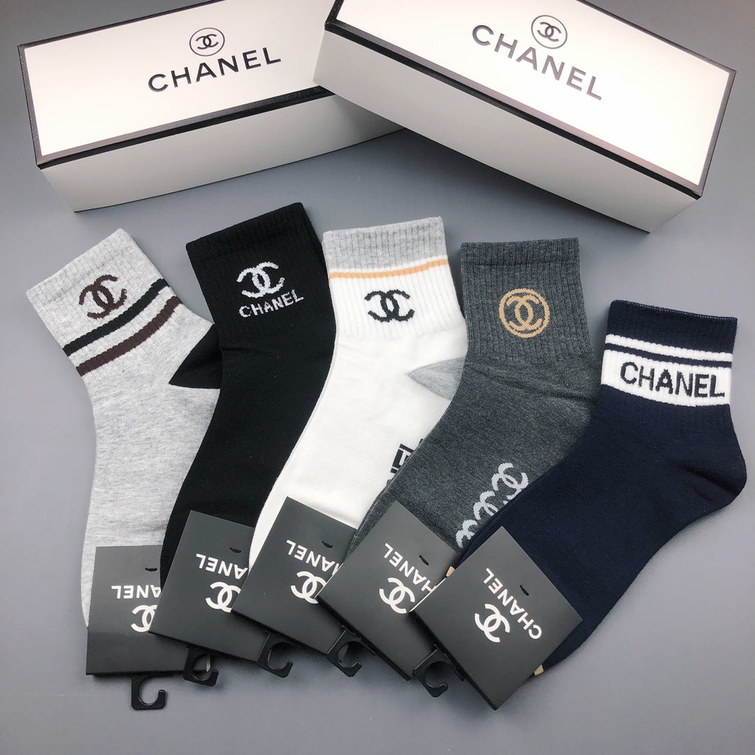 Chanel Cotton Visible Colour, Cuff And Emblem Details Crew Socks - 5-Pair Set