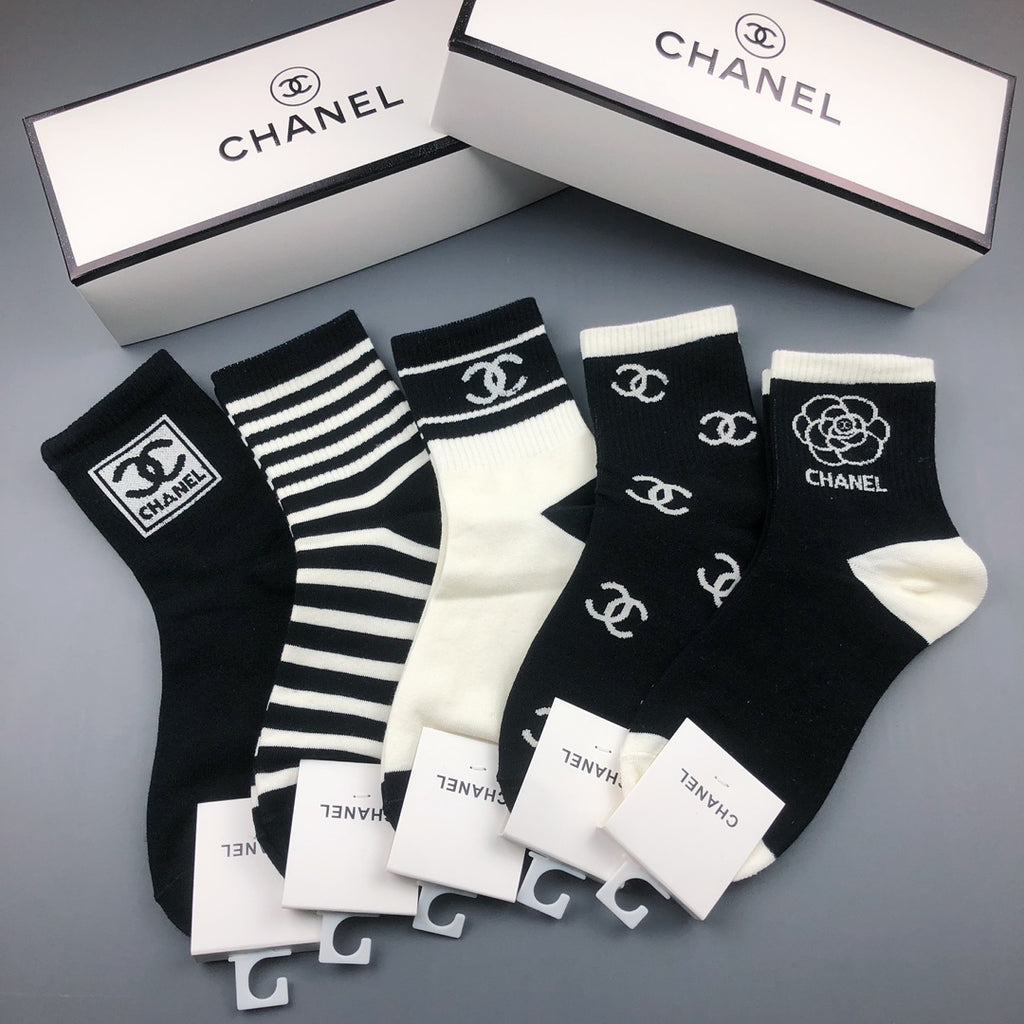 Chanel Cotton Visible Colour, Cuff And Emblem Details Crew Socks - 5-Pair Set